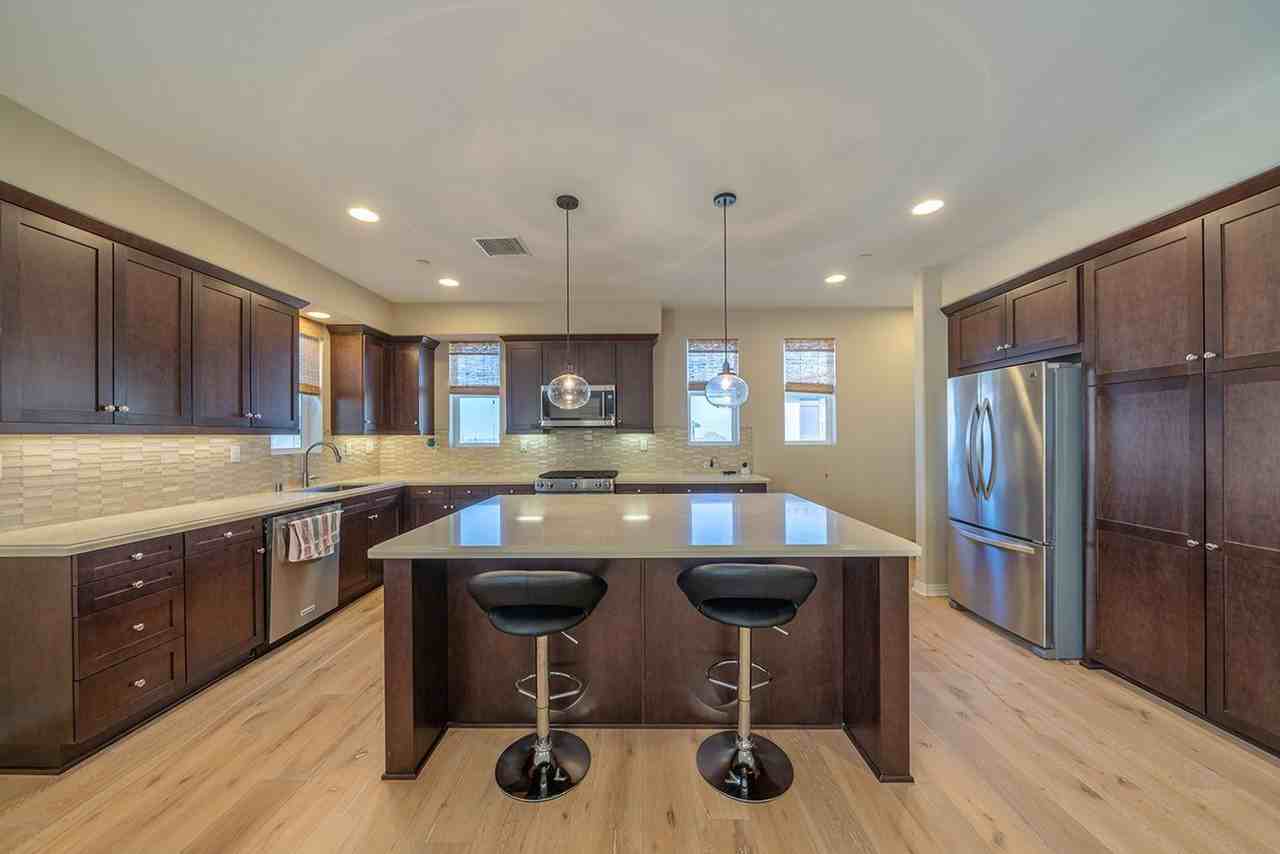 26039 Cypress St #111 - Photo 7 of 29