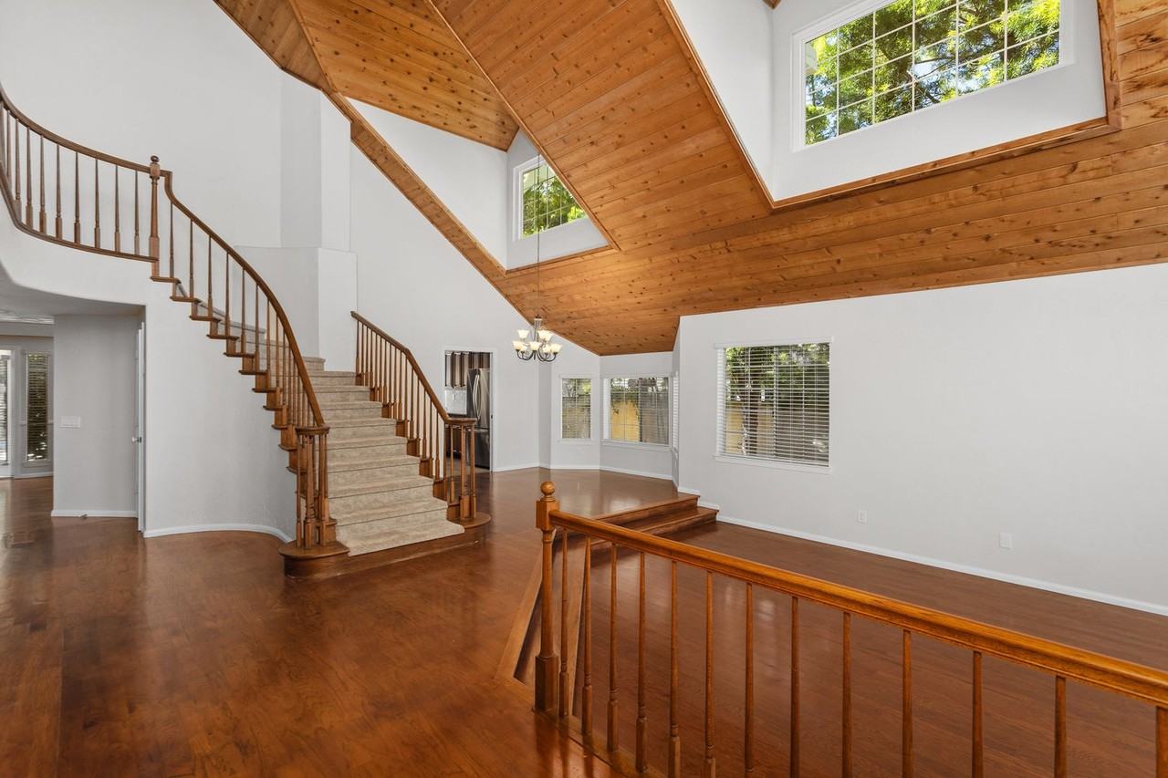 2727 Argonauta St - Photo 2 of 27