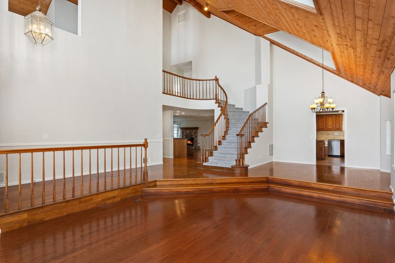 2727 Argonauta St - Photo 4 of 27