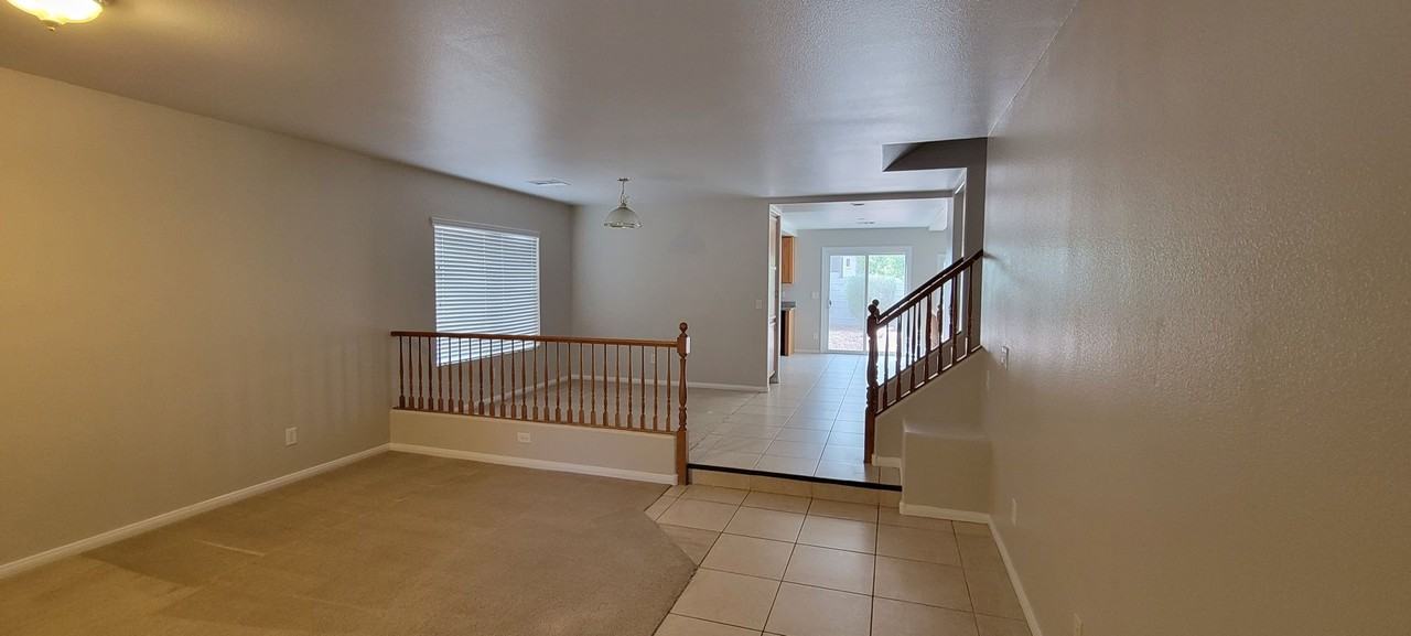 10585 Medicine Bow St - Photo 2 of 23