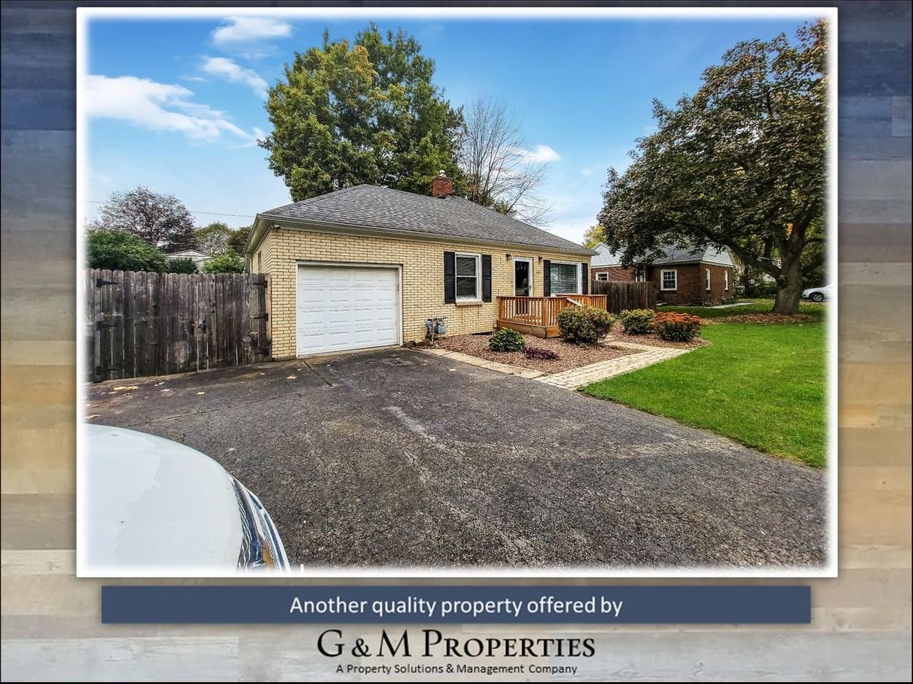 4521 Dewey Ave - Photo 3 of 31