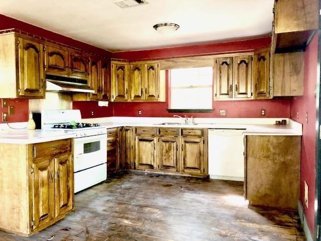 3901 Manchester Rd - Photo 3 of 6