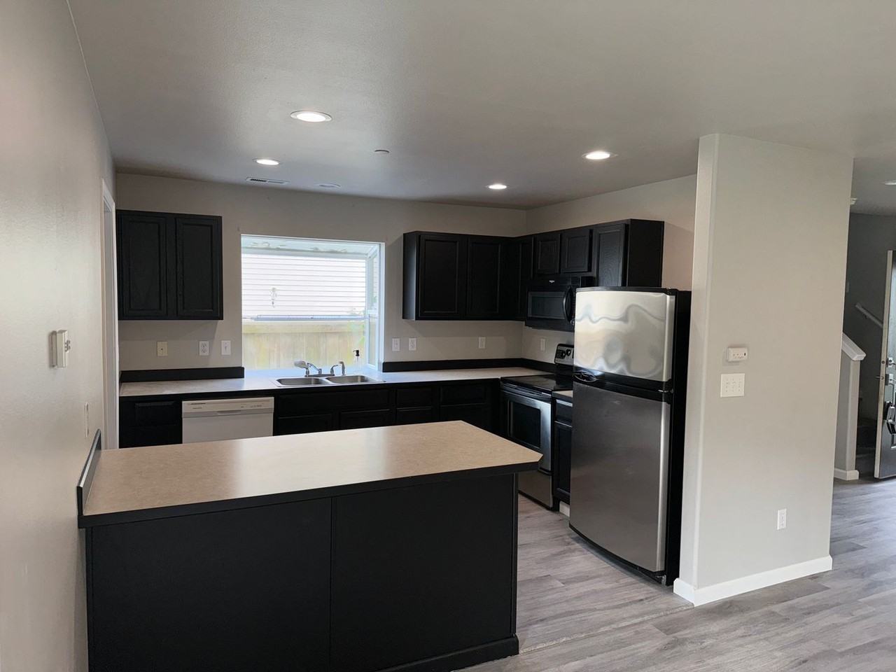 1873 Johnson Ave - Photo 3 of 22