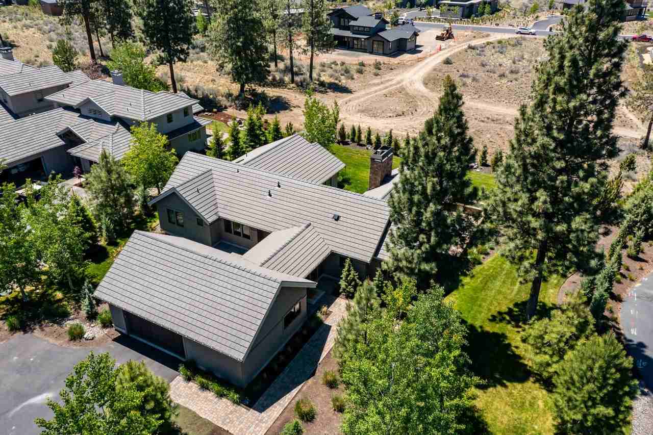 19207 Dutchman Ct - Photo 3 of 26