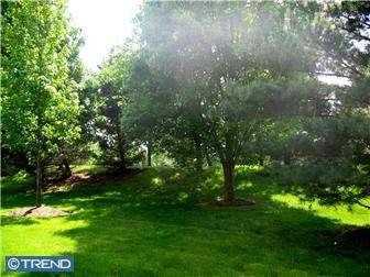 7509 Tamarron Dr - Photo 2 of 6