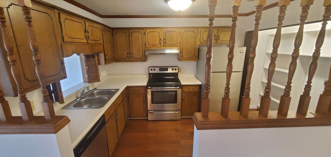 1426 Montvale Station Rd - Photo 4 of 8