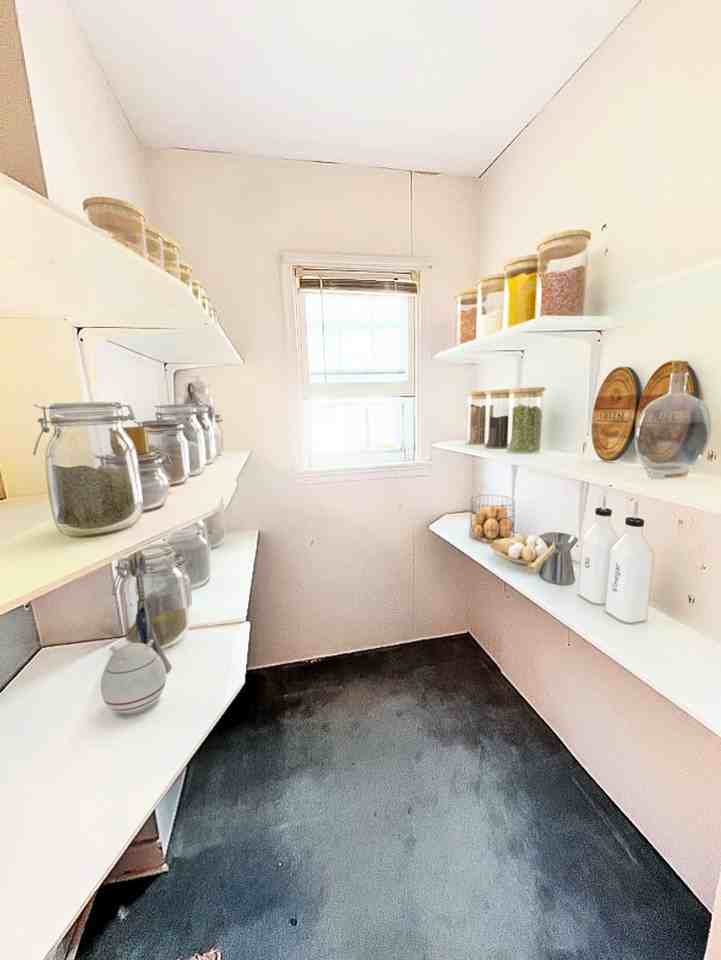 1220 Carroll Ave - Photo 5 of 14