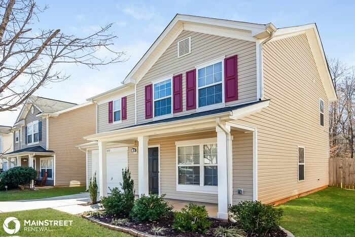 10311 Hugue Way - Photo 3 of 16