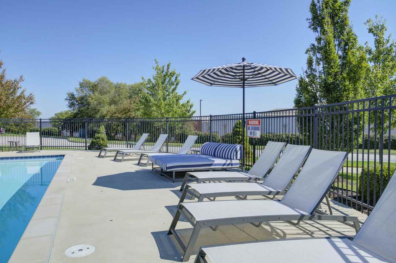 Chapel Ridge Townhomes - Photo 6 of 46