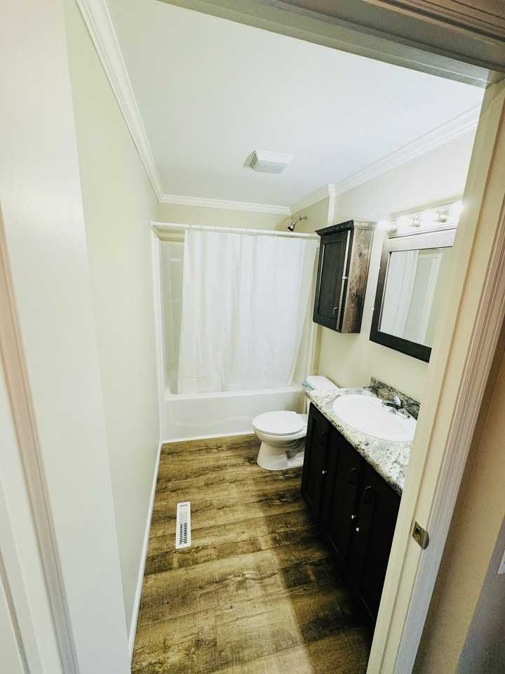 696 York Rd 1, Hermon, ME 04401 2 Bedroom Apartment for 2,200/month