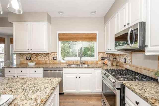 6476 Turnberry Ct #NA - Photo 6 of 12