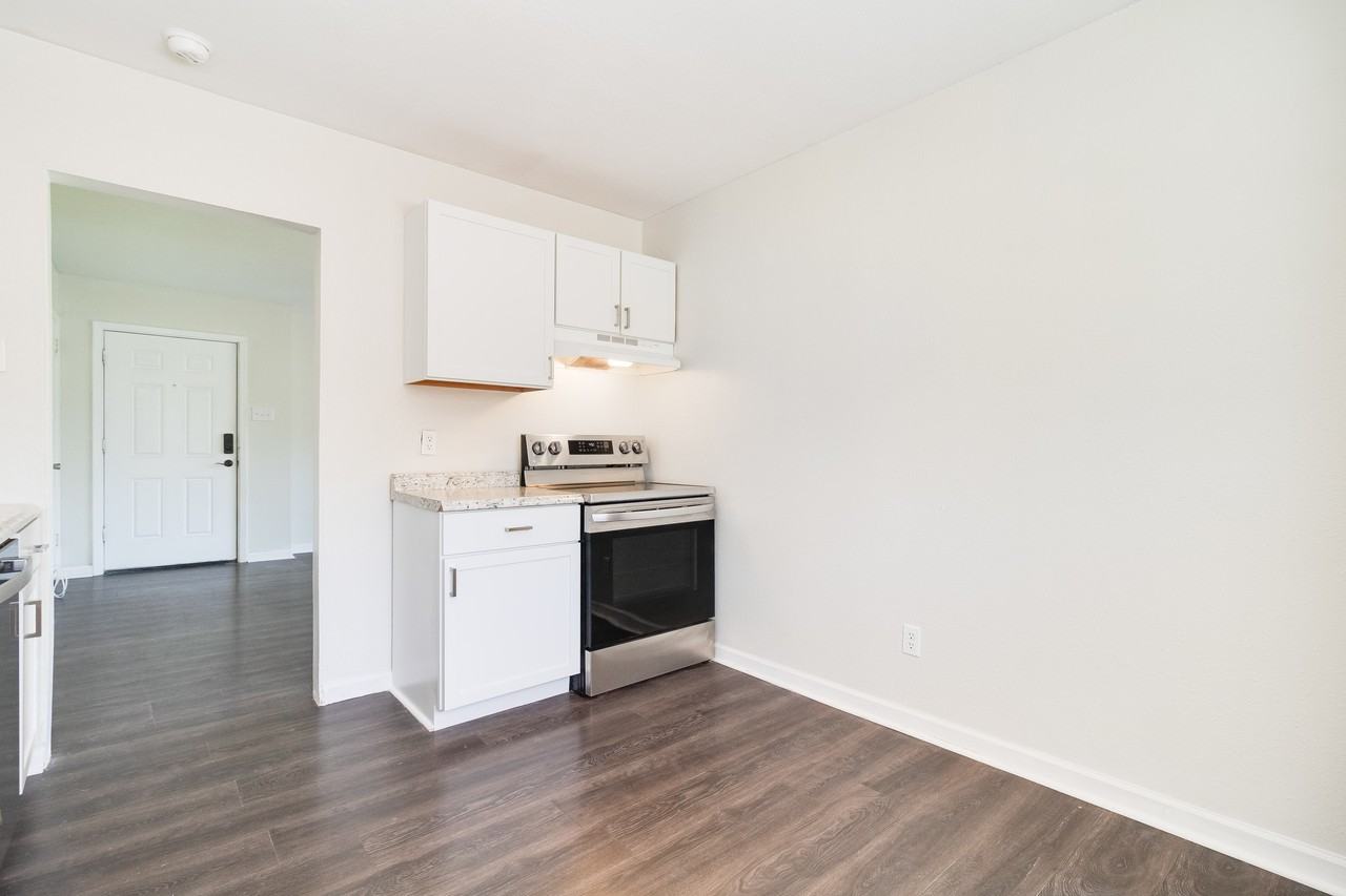 611 Dutton Dr #NA - Photo 6 of 15