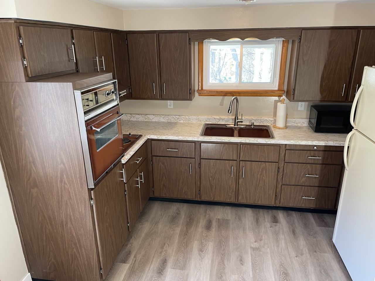 706 Ridge Ave #NA - Photo 3 of 10