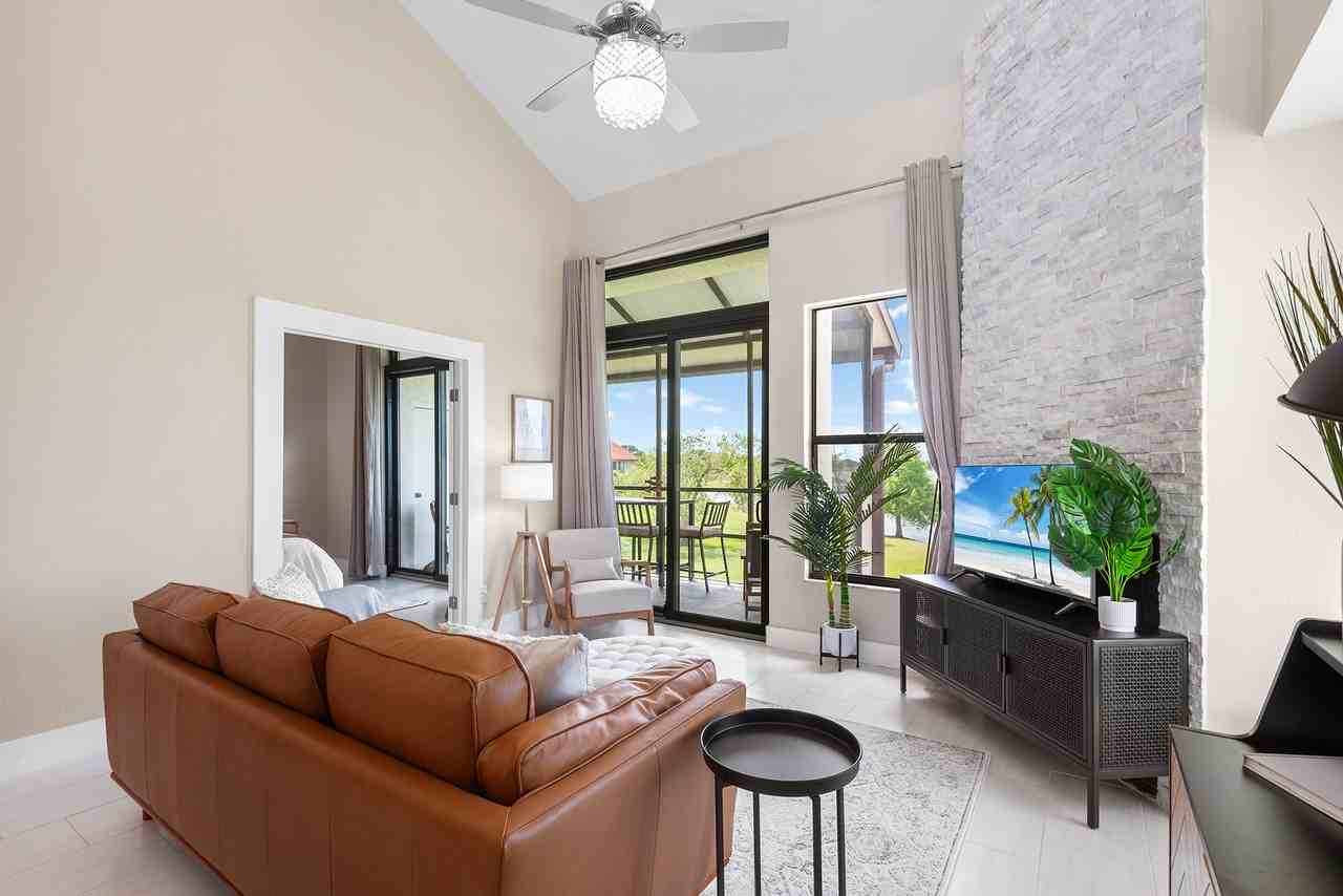 607 Sweet Bay Cir #607 - Photo 2 of 33