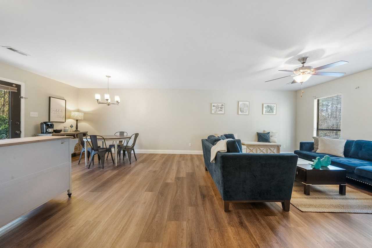 2612 Old Whites Mill Rd #NA - Photo 4 of 44