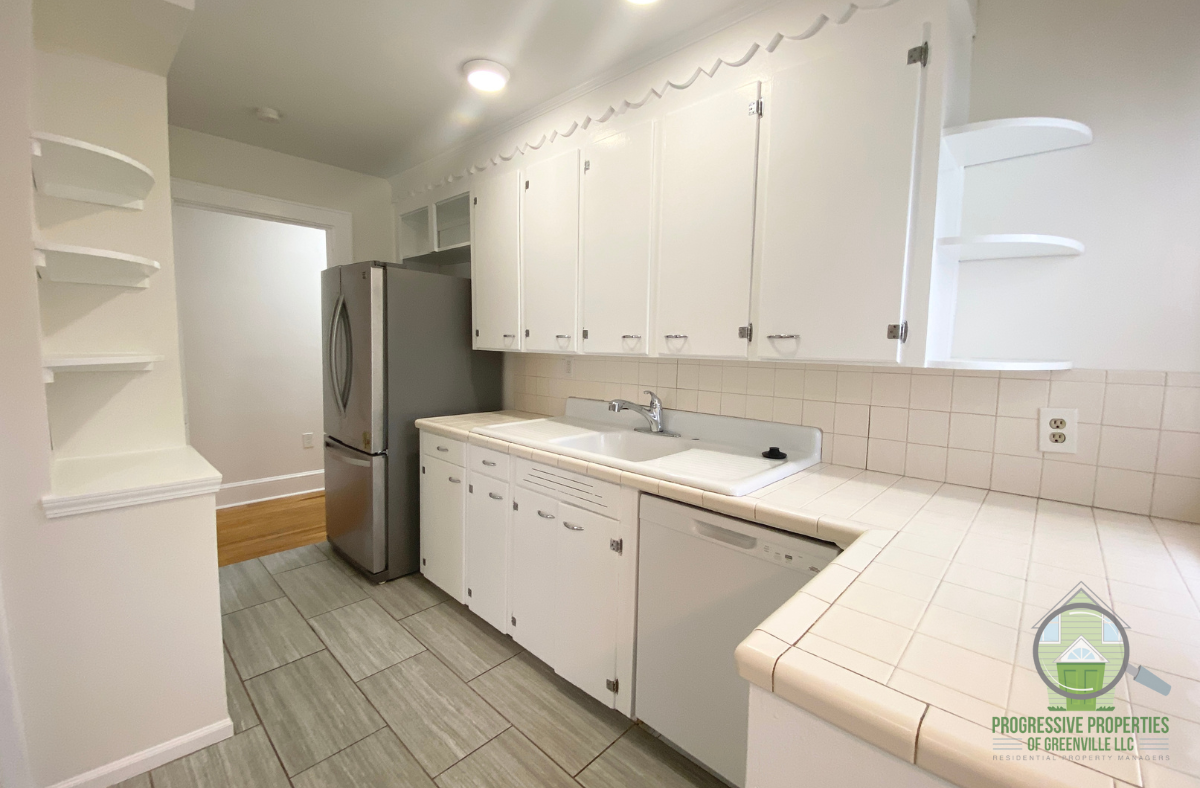 114 Keith Dr #1 - Photo 5 of 17