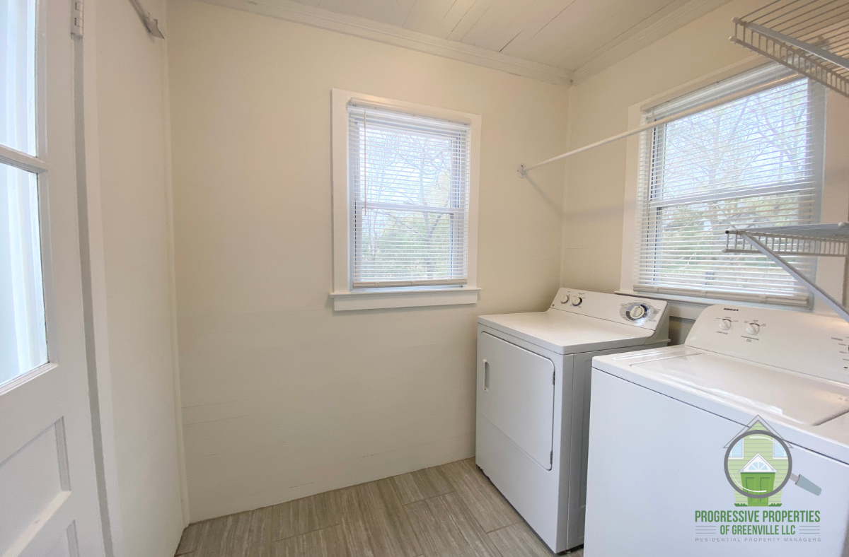 114 Keith Dr #1 - Photo 7 of 17