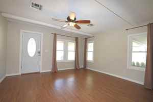 featured image of 525 E Jackson Ave
