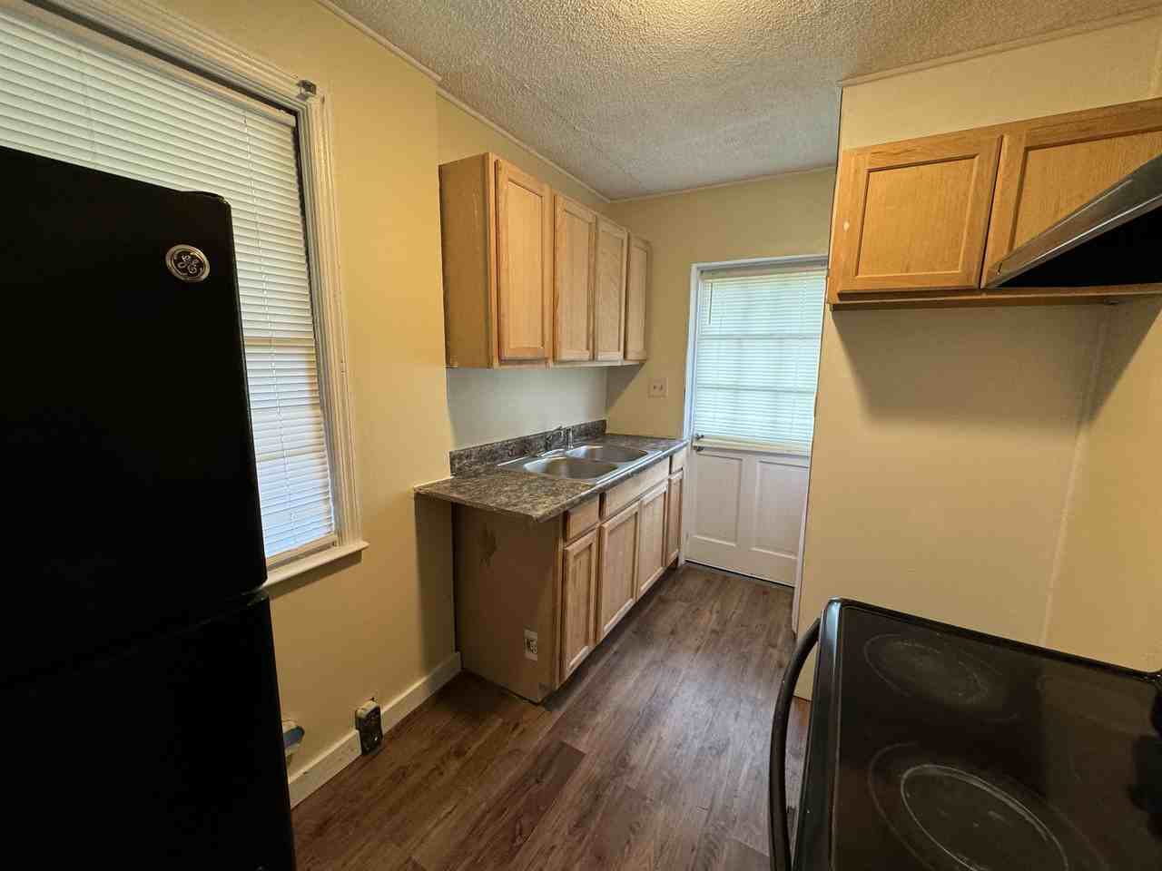 1782 Eveline Ave #1 - Photo 4 of 12