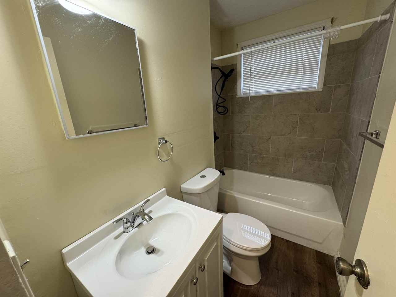 1782 Eveline Ave #1 - Photo 7 of 12