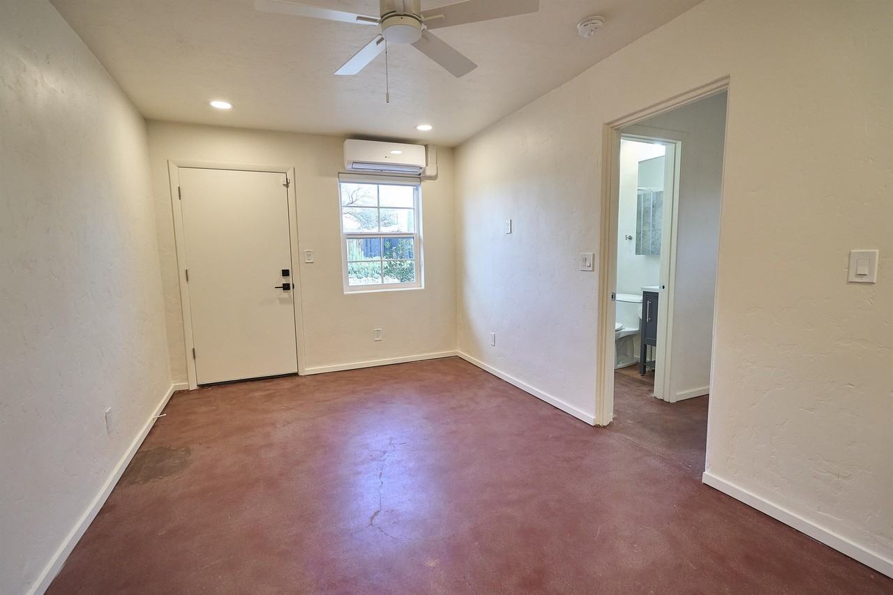 2031 N Tucker Dr #2031 - Photo 5 of 37