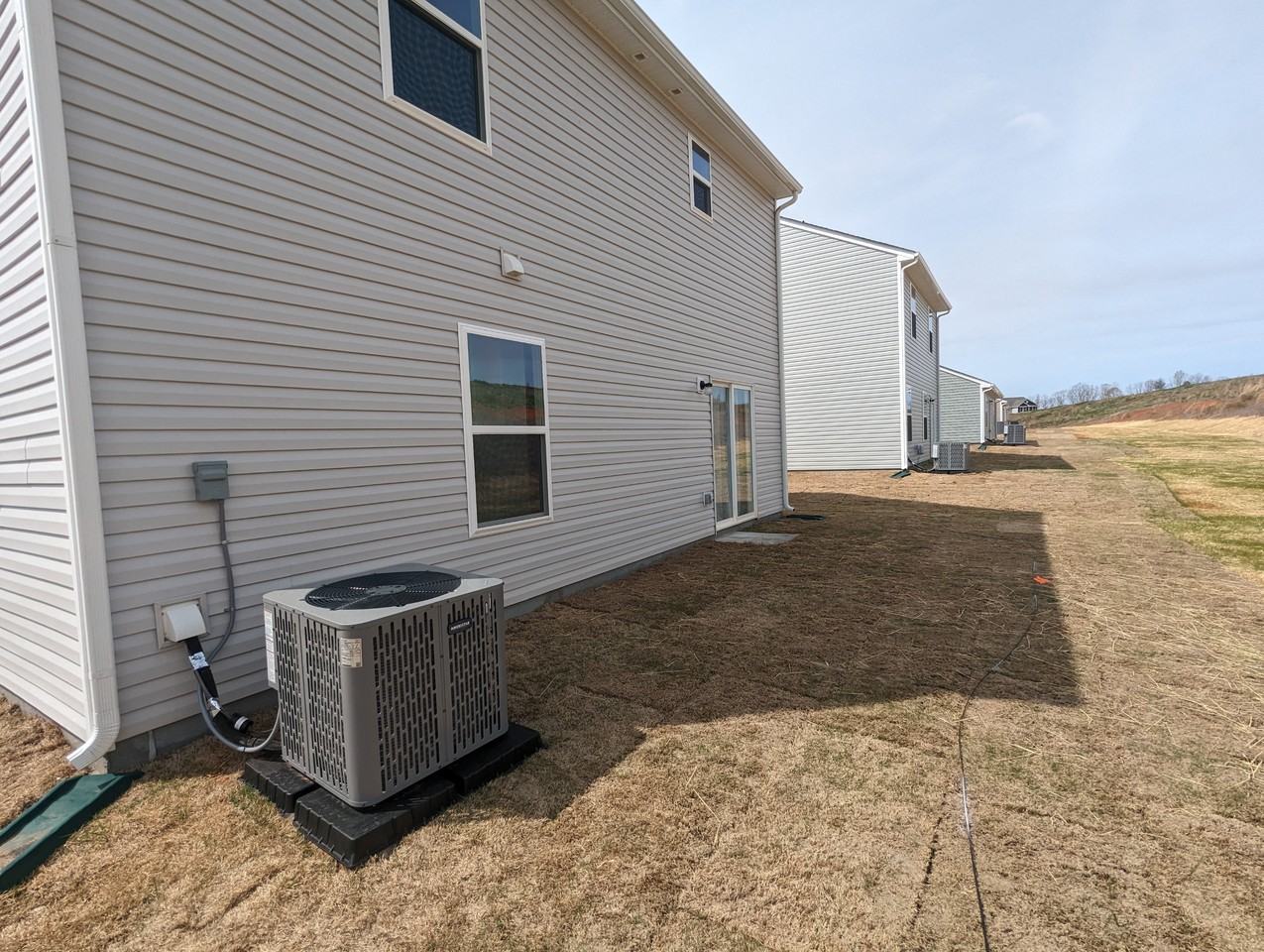 1720 Nia Rd - Photo 3 of 9
