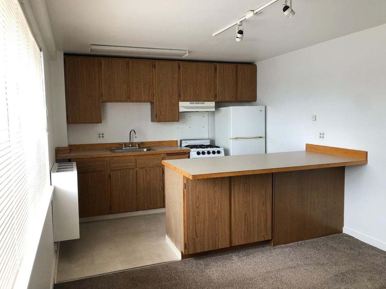 Curtiss Apartments - Photo 4 of 5