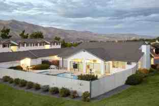 950 Vineland Dr - Photo 1 of 1