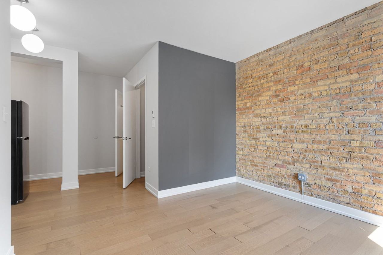 6019 N Winthrop Avenue - Photo 5 of 32