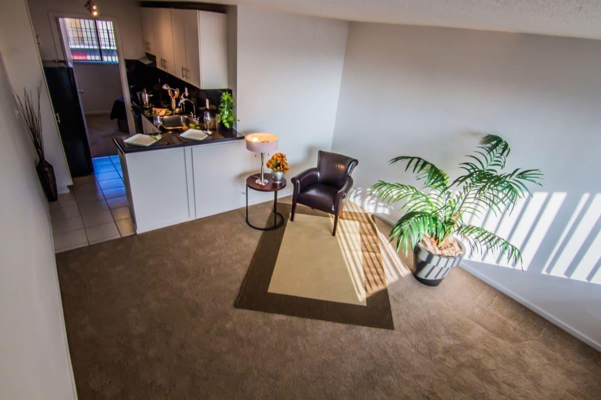 415 Boren Ave - Photo 2 of 35