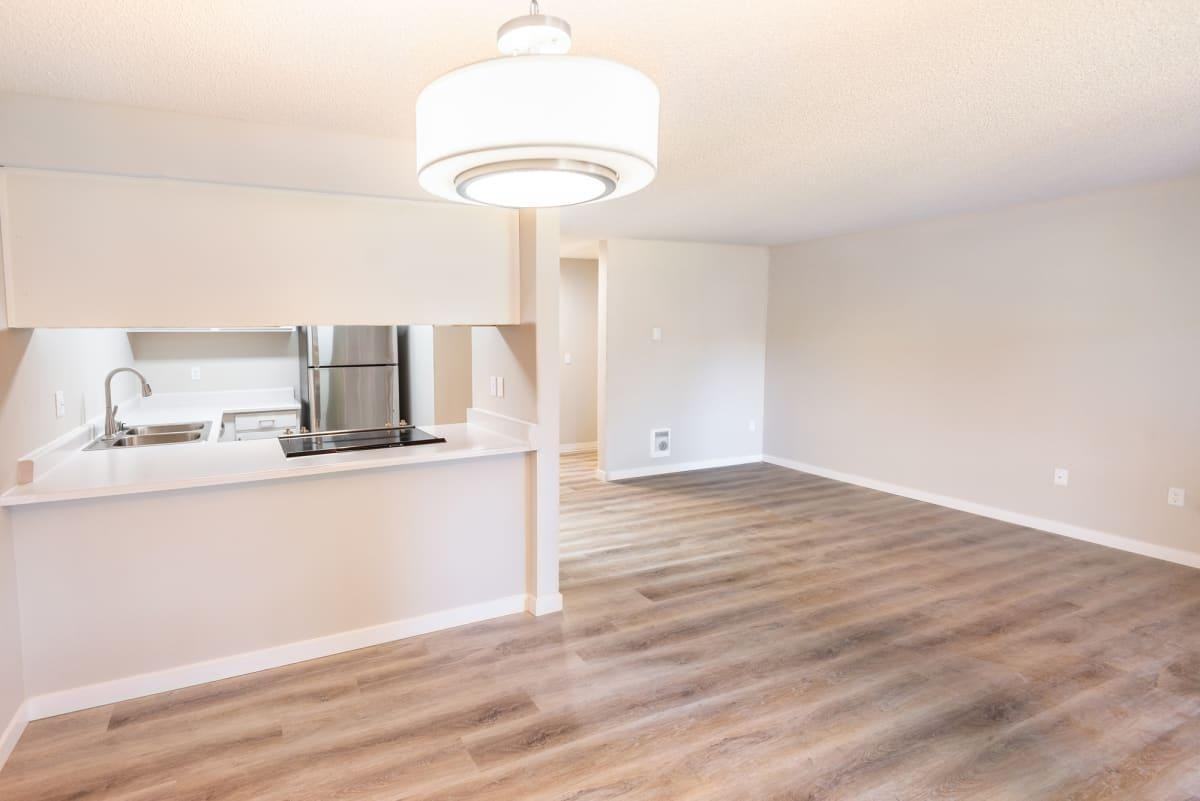 3107 E Main - Photo 4 of 33