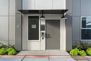 featured image of 15367 Main St E