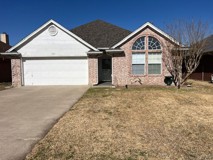 937 Meadow Cir N - Photo 1 of 1