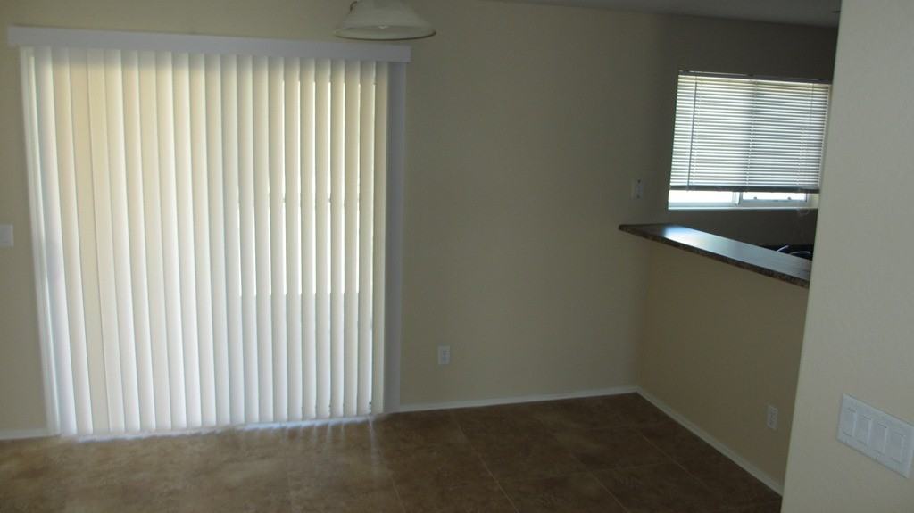 664 S 222nd Ln - Photo 3 of 14