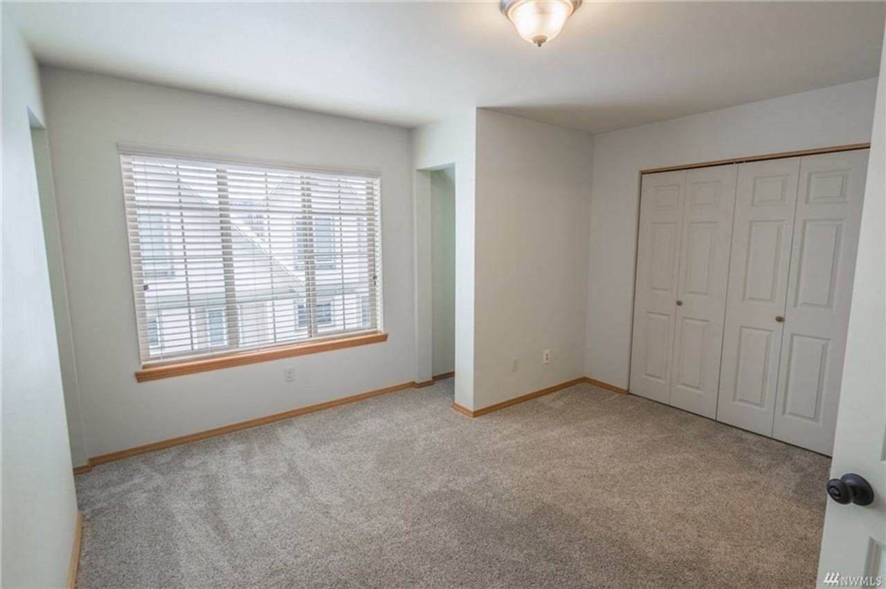 214 Sage Brook Ln - Photo 4 of 10