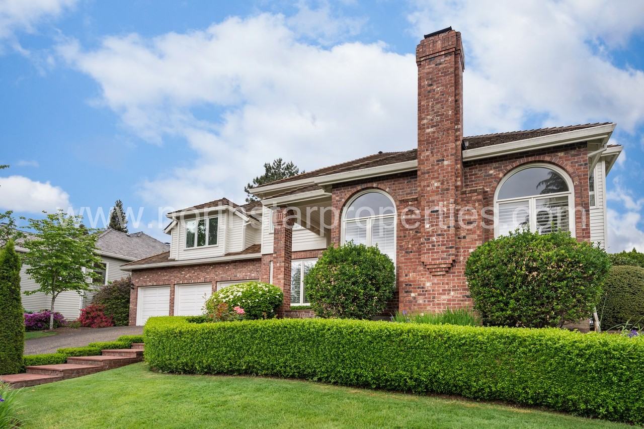 16754 Quail Ct - Photo 3 of 47