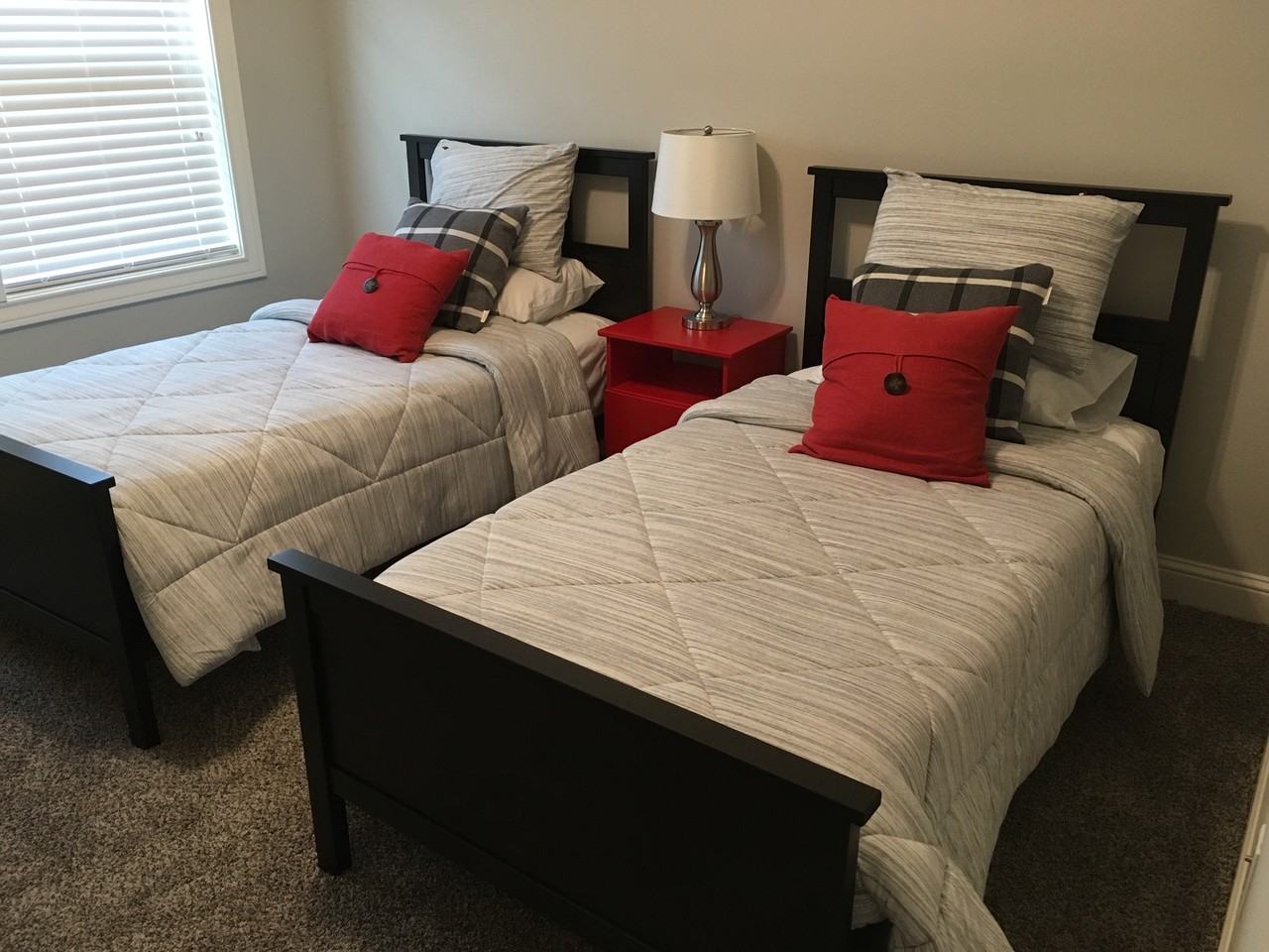 Redmond Row Townhomes - Photo 4 of 11