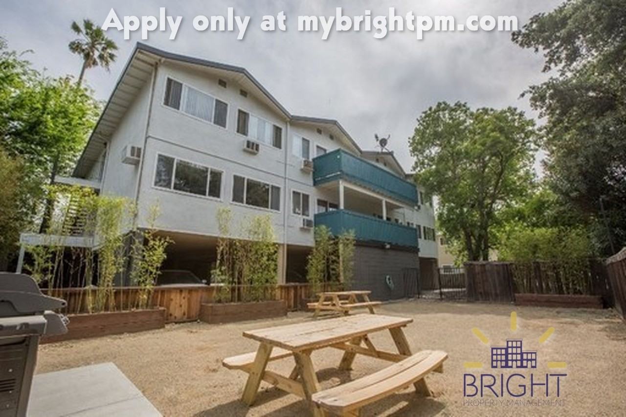 411 on First - Photo 3 of 23