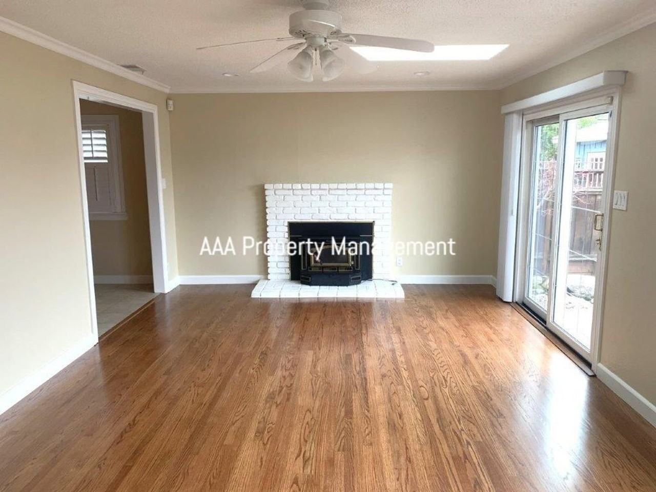 708 Picnic Ln - Photo 2 of 19