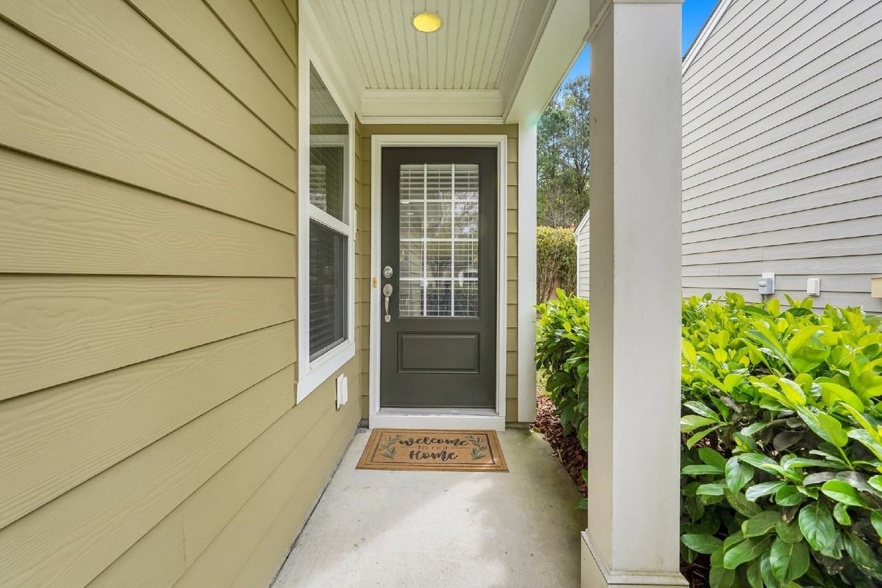 329 Mystic Point Dr - Photo 6 of 50