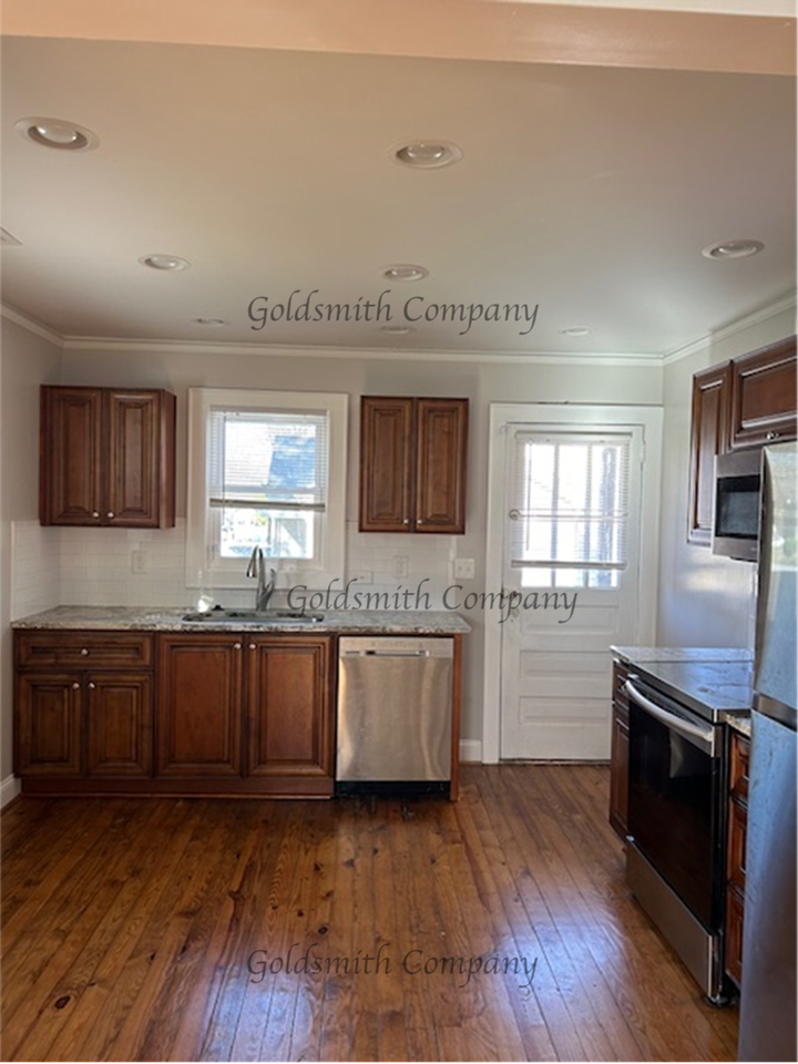 18 Deoyley Ave - Photo 3 of 9