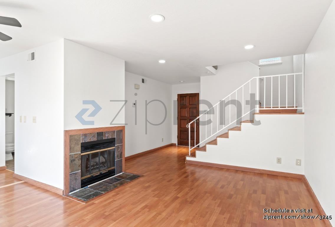 1494 Douglas St - Photo 3 of 17