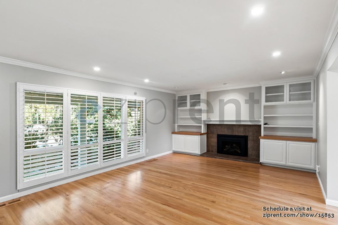 310 Las Lomas Way - Photo 3 of 28