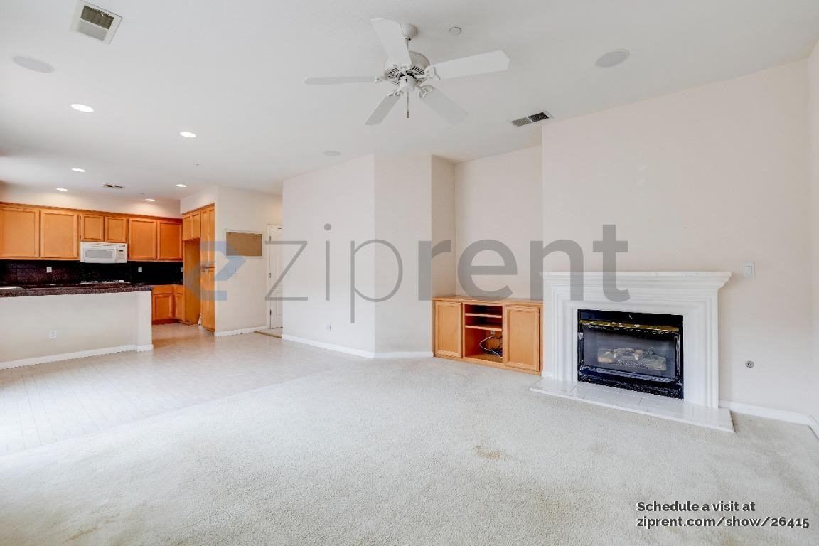 34437 Torrey Pine Ln - Photo 2 of 22