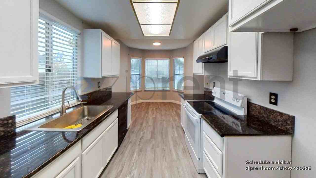 3671 Shining Star Dr - Photo 2 of 15