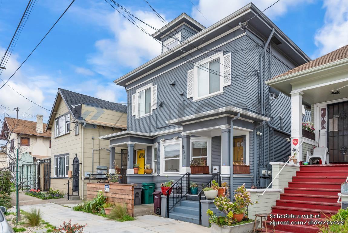 836 7th Ave - Photo 2 of 26