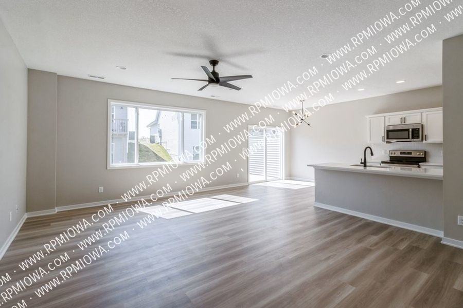 5695 Buckthorne Dr - Photo 2 of 16