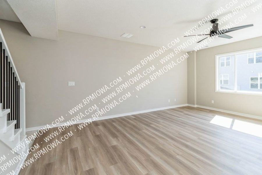 5695 Buckthorne Dr - Photo 3 of 16