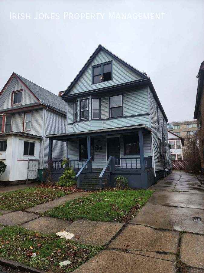 39 Glendale Place #UPPER