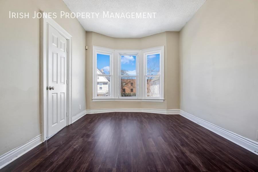 39 Glendale Pl - Photo 7 of 16